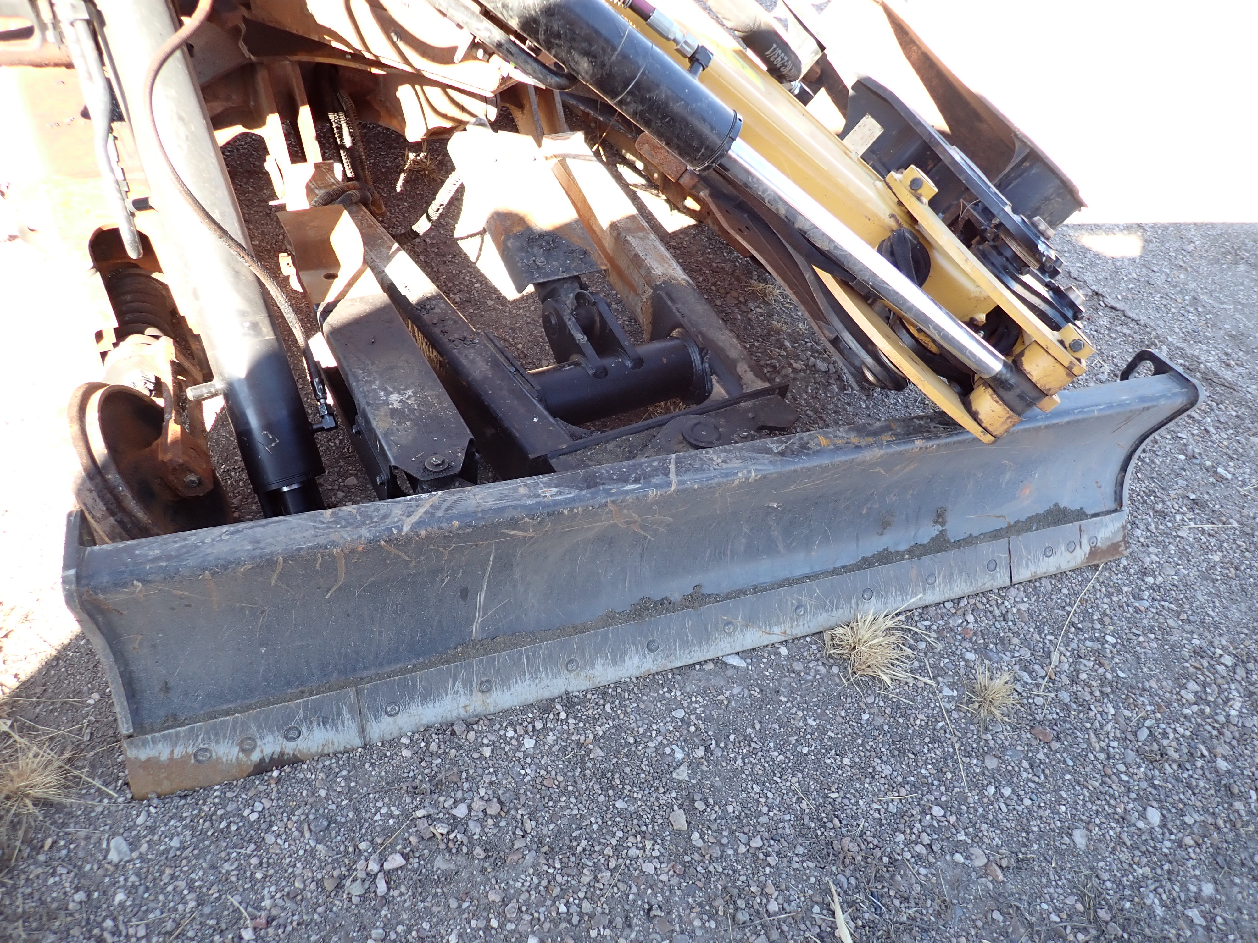 ./imagenes/INVOICE/2019/16373/EXCAVADORA CAT_ 305-7CE (6).JPG